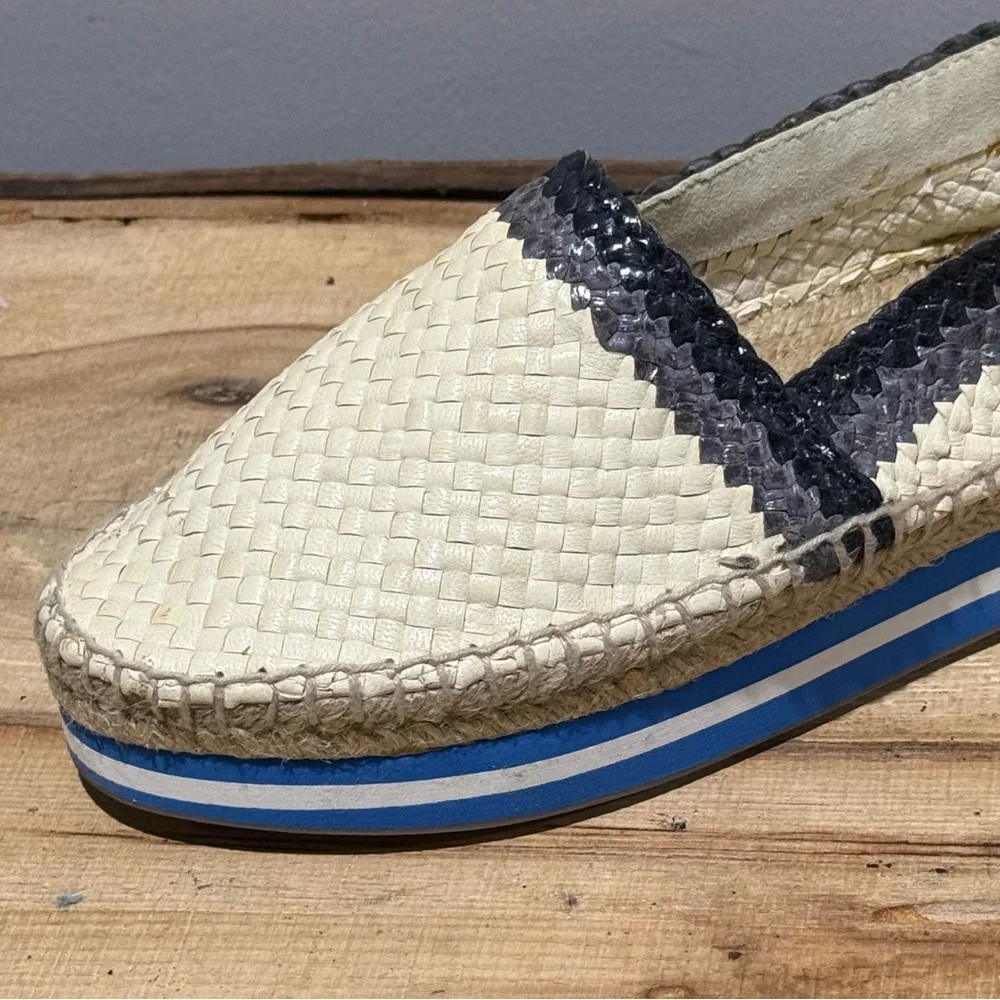 Prada espadrille sz 38.5 Platform flat  ~ LEFT SHOE‎ ONLY